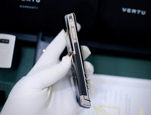 Signature S Thép Bóng Điểm Vàng Hồng